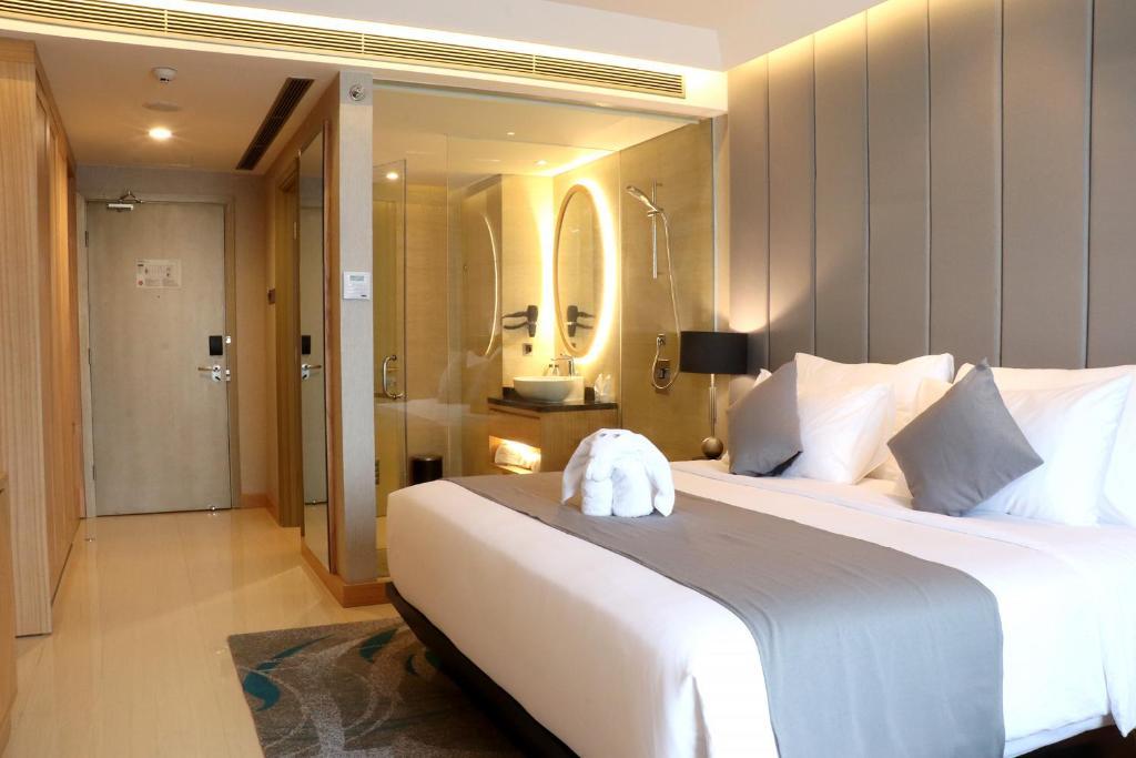 แกรนด์ ดาฟาม ซิกเนเจอร์ สุราบายา Hotel ภายนอก รูปภาพ